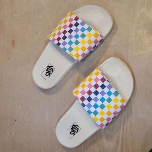 Vans La Costa Rainbow Checkerboard Multicolored Youth Flip-Flops Sandals - Picture 2 of 10